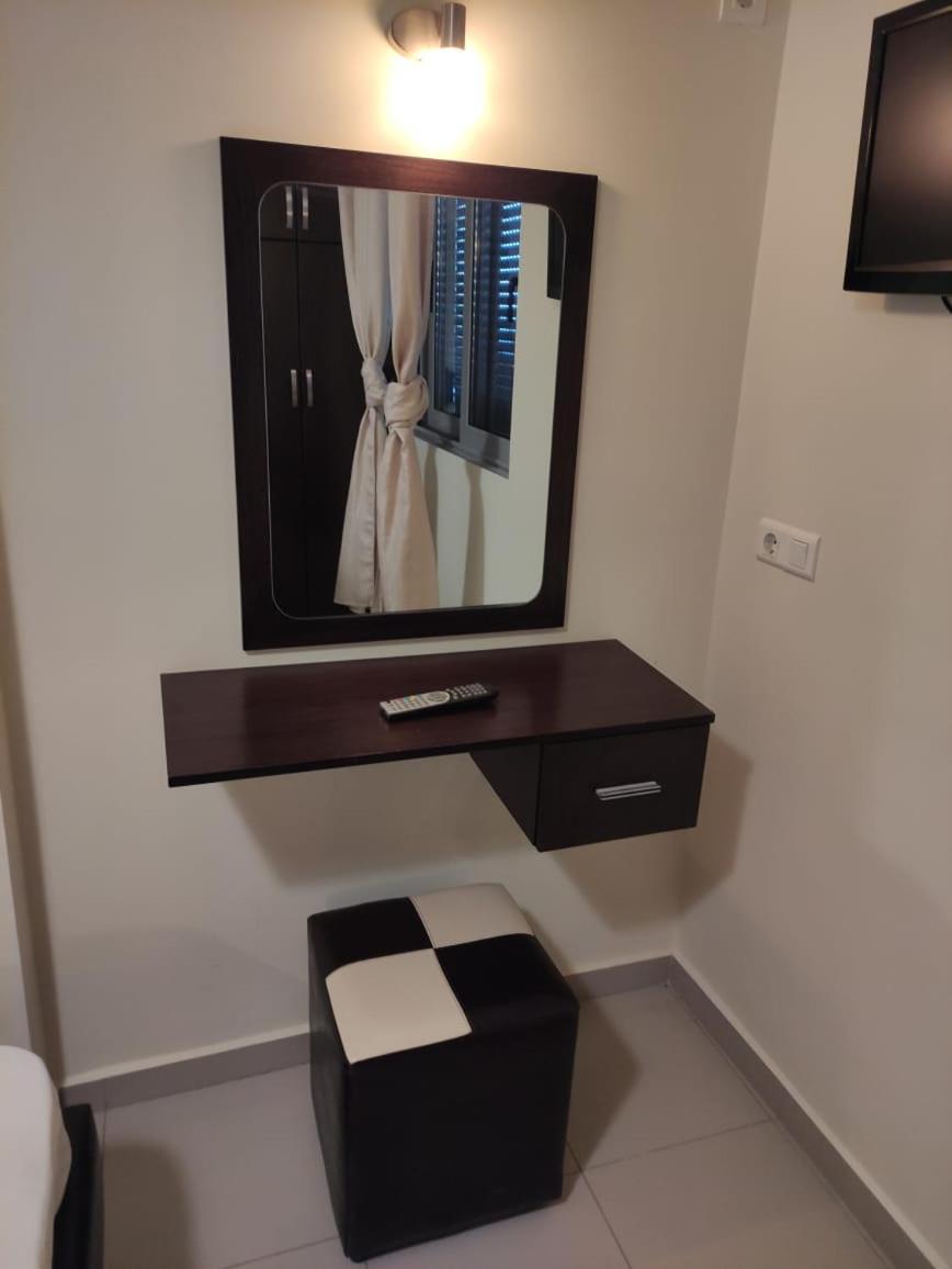 Adam Apartments Sarandë Eksteriør billede
